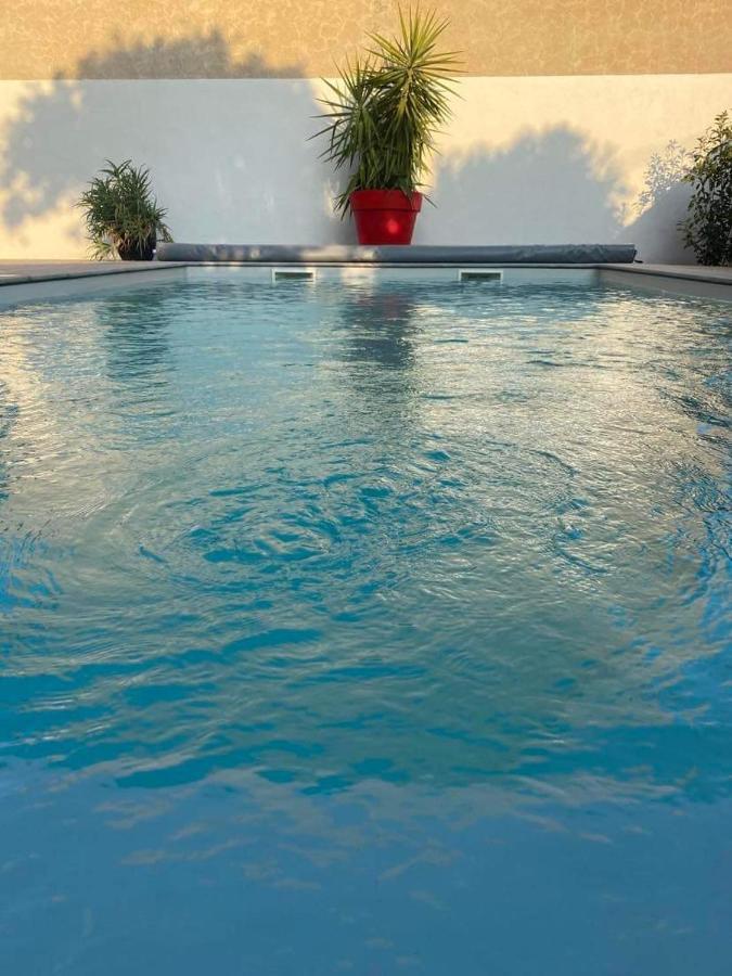 La Casa Sanills Hotel Saint-Hippolyte  Екстериор снимка