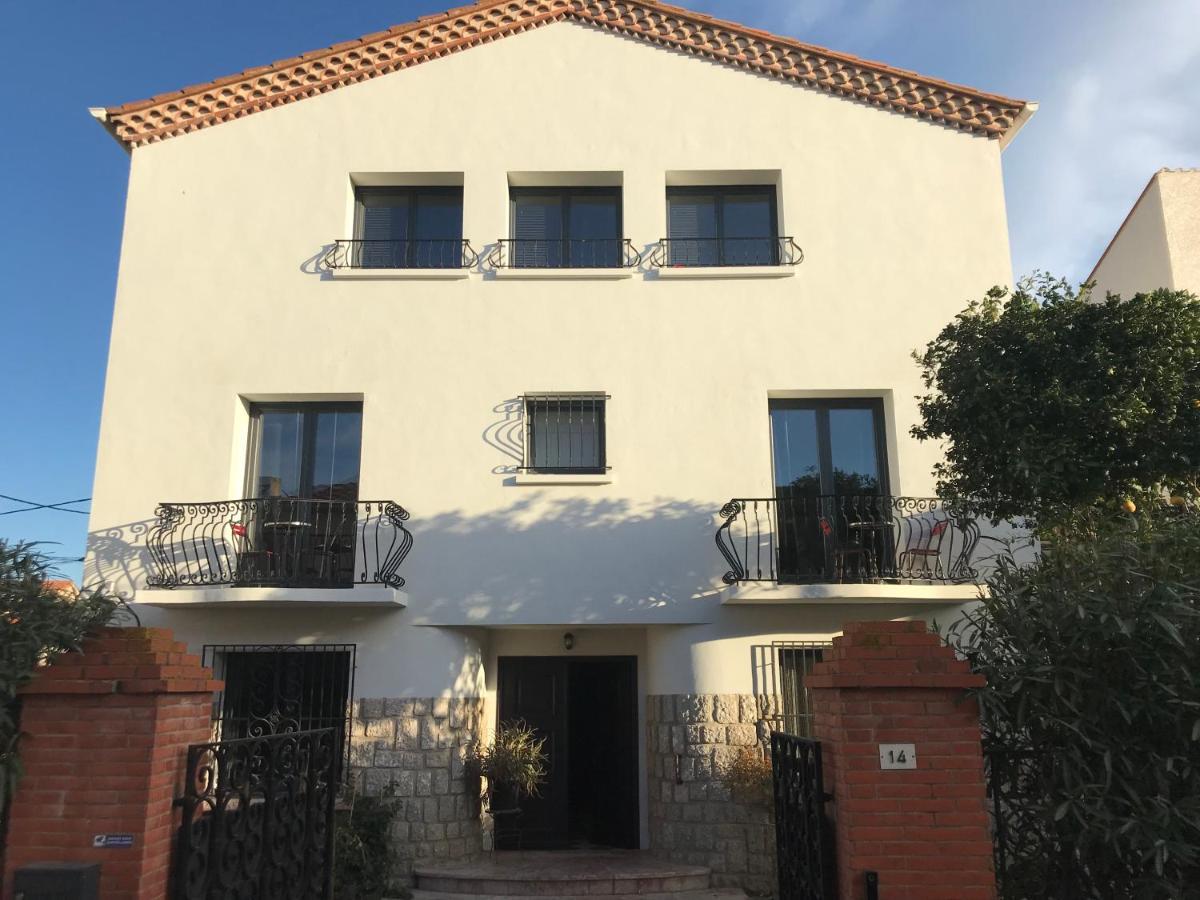 La Casa Sanills Hotel Saint-Hippolyte  Екстериор снимка