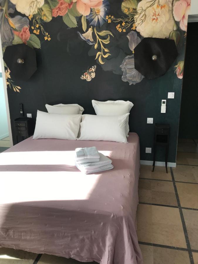 La Casa Sanills Hotel Saint-Hippolyte  Екстериор снимка